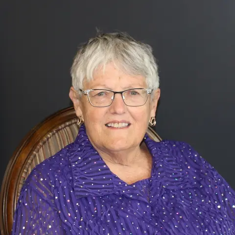 Linda Carr
