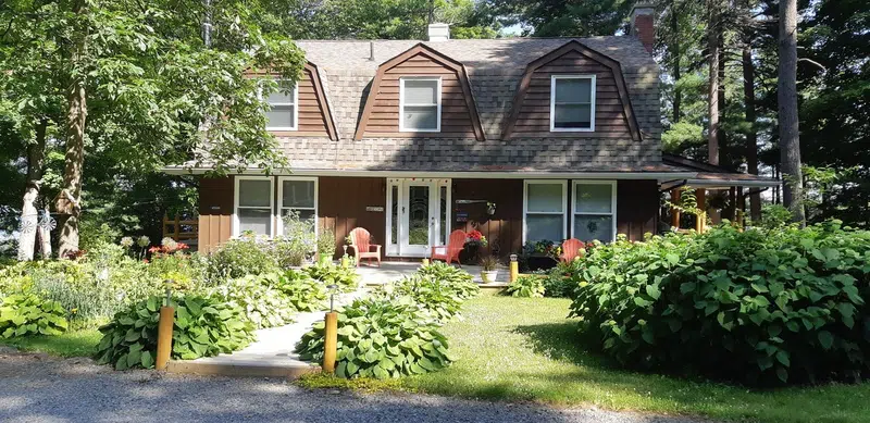 Photo: Grass Point Lodge Bed & Breakfas