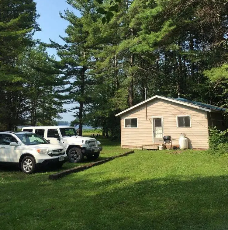 Pine Glen Lodge