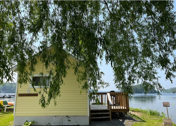 Sand Lake Campground and Cottages 